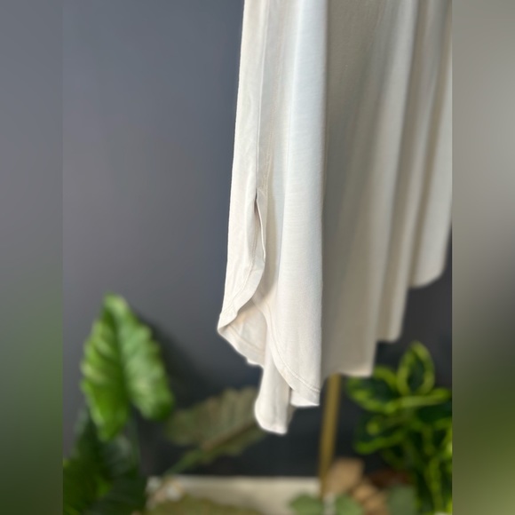 Lululemon - Picture 4 of 15